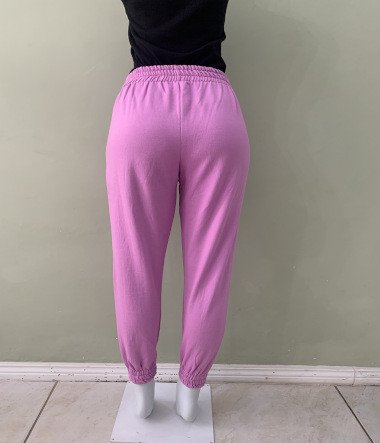 Calça com bolso