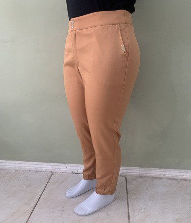Calça com bolso