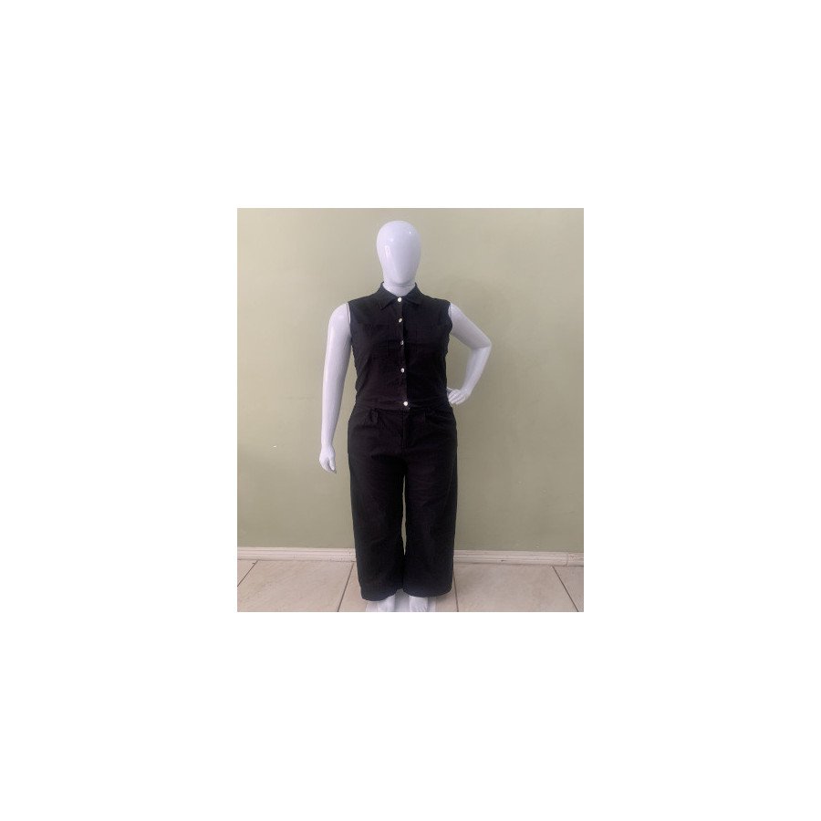 Conjunto calça e colete Conjunto calça e colete