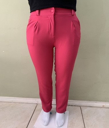 Calça com bolso