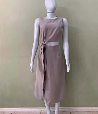 Conjunto saia e cropped
